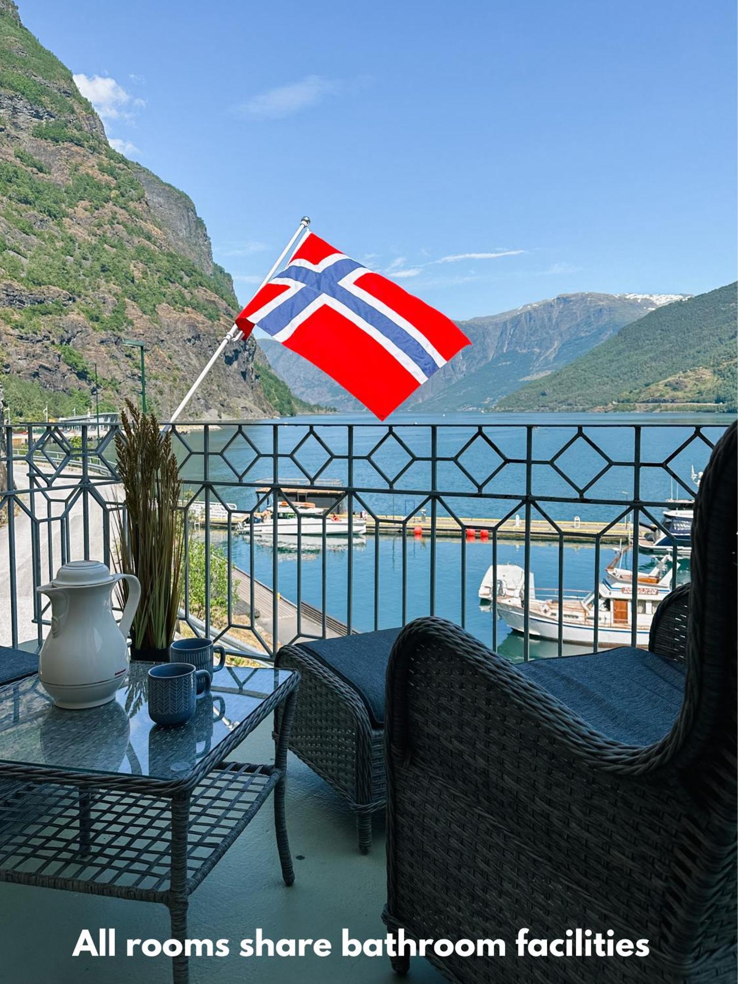Svingen Guesthouse - Panoramic Fjord Views In فْلام المظهر الخارجي الصورة
