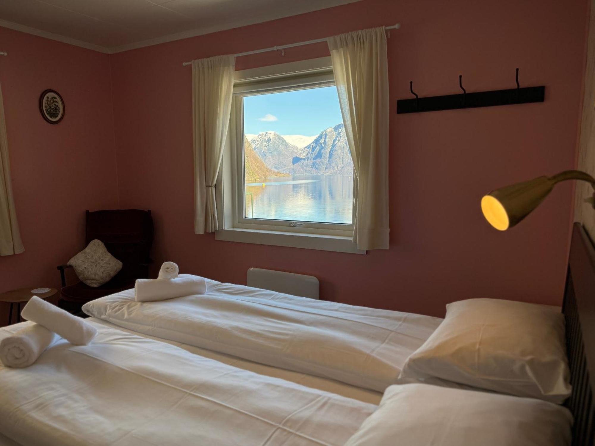 Svingen Guesthouse - Panoramic Fjord Views In فْلام المظهر الخارجي الصورة
